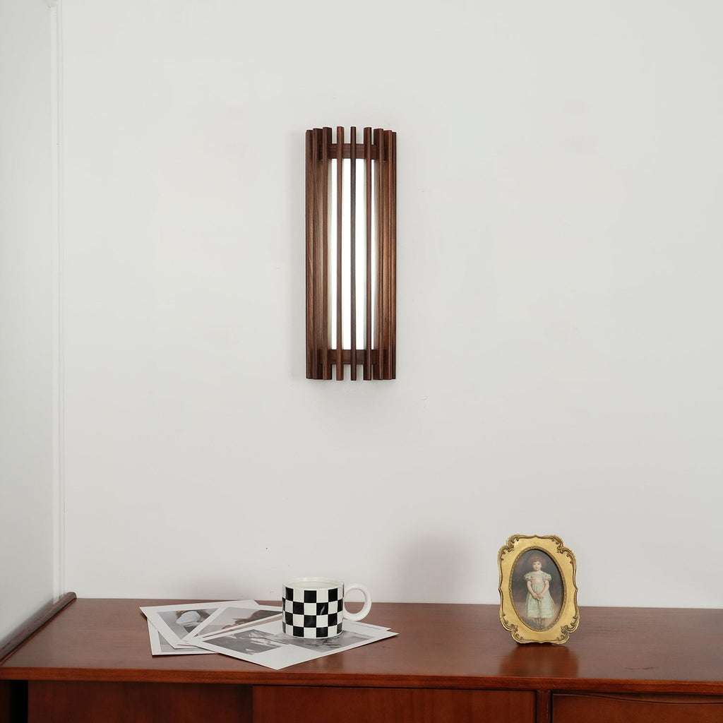 Neyra Applique Murale Intérieure en Noyer - Neutralighting