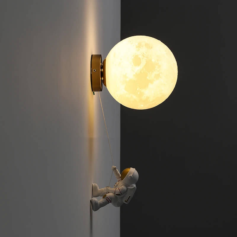 Astronaut Wall-Mounted Bedside Lamp