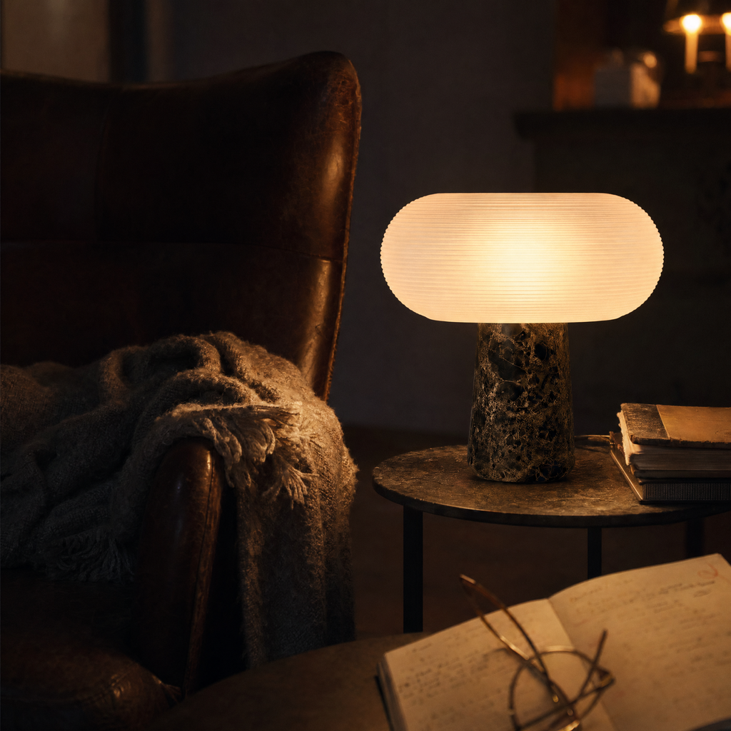 Flint lifestyle 04 - reading side table