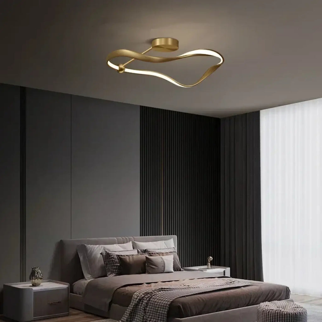 Plafonnier Doré Design Moderne